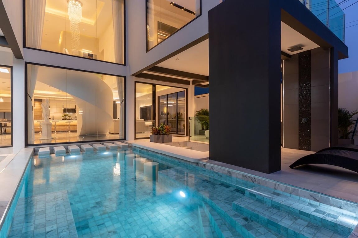 Pattaya Pool Villa