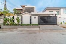 Thai Villa