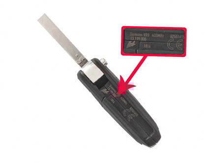 New-Opel-Corsa-C-Genuine-OEM-Replacement-Flip-Remote-Key-2-Button-433MHz-High-Quality-Best-Price---Emirates-Keys