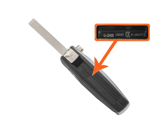 New-Opel-Meriva-Genuine-OEM-Replacement-Flip-Remote-Key-2-Button-433MHz-High-Quality-Best-Price---Emirates-Keys