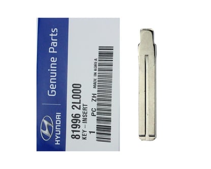 New-Hyundai-KIA-Sportage-2012-Genuine-OEM-Flip-Remote-Key-blade-TOY40-Manufacturer-Part-Number:-81996-2L000---MK3