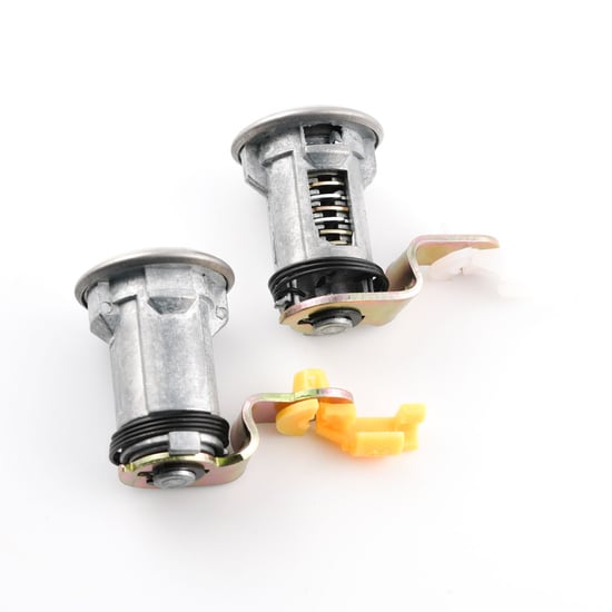 New-Aftermarket-Nissan-720-Hardbody-D21,-Pickup-Door-Lock----Compatible-Part-Number:-8060001G25-(RH)---8060101G25-(LH)---Emirates-Keys