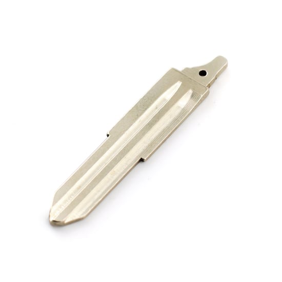 New-Aftermarket-Mitsubishi-Pajero-2015-2020-Flip-Remote-Blade-High-Quality-Best-Price---Emirates-Keys