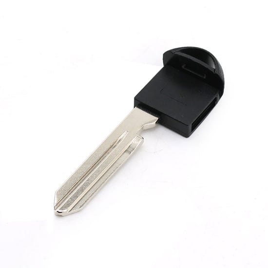 New Aftermarket Nissan Smart Key Remote Emergency Key Blade Compatible Part Number: H0564-4FN9D / H0564-1FA0B / H0601-6RA0B / H0564-6LY0A | Emirates Keys
