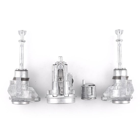 New Aftermarket Toyota Hilux, Vigo Lock Set - Compatible Part Number: 690050K011 | MK3