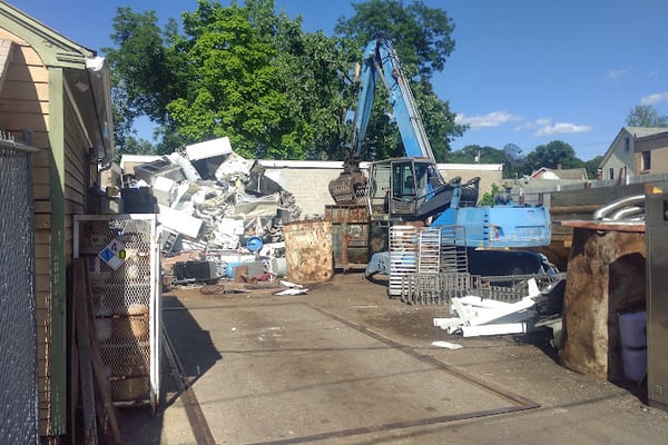 Novellas Scrap Yard