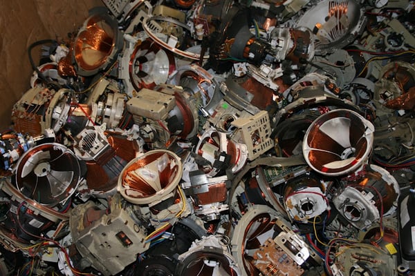 CalWest Metal & e-Waste Buyers Compramos Metales Y Electronicos