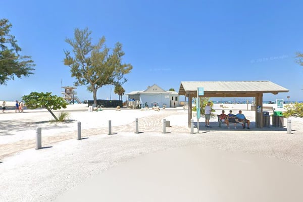 Coquina Beach Recycling Center