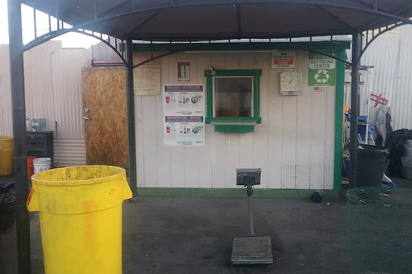Latinos Recycling Center