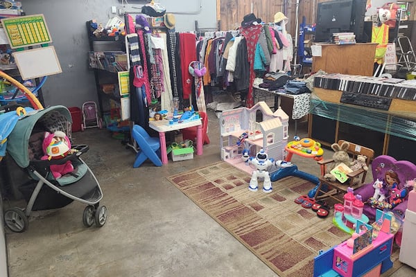 Shorty's Recycling and Sales garage