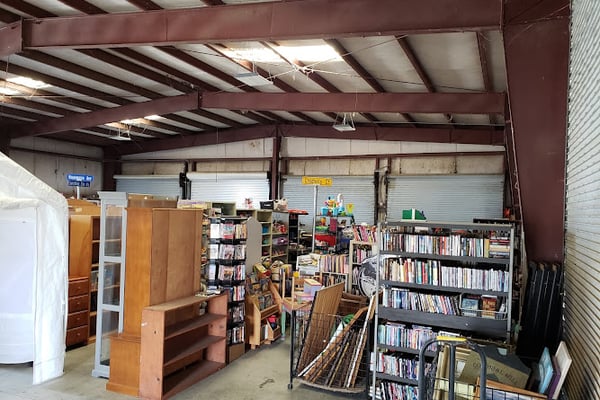Big Blue Recycling Barn