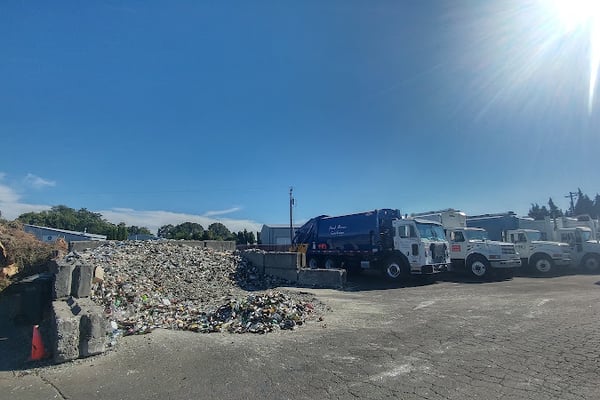 HOOD RIVER GARBAGE