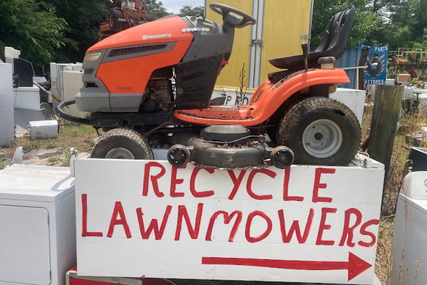 # 1 FAYETTE COUNTY APPLIANCE AND LAWNMOWER & TV & RESTAURANT EQUIPMENT RECYLING YARD