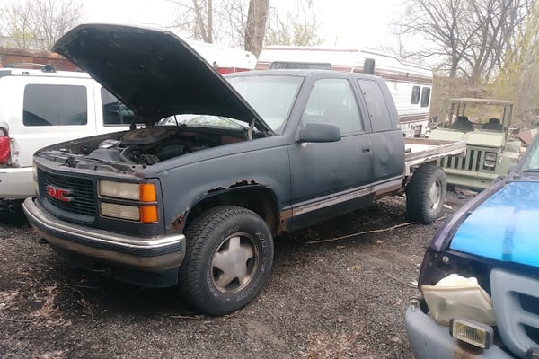 Mack's Auto Wholesale