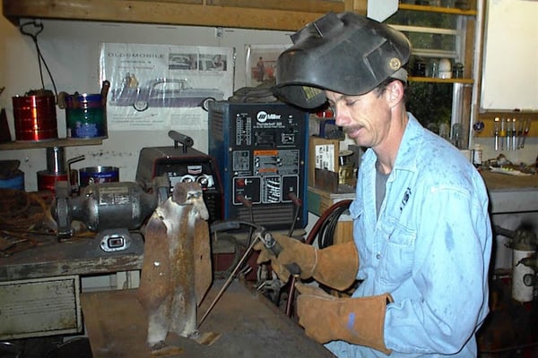 Eco-Art Creative Metal Recycling