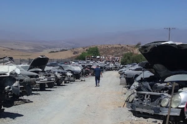 A Atlas Auto Recycling 2