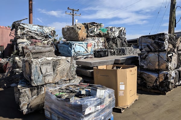 Decker's Salvage Co Inc