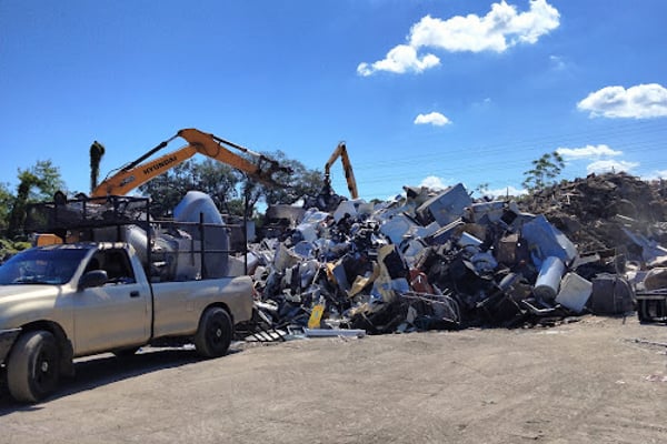 419 Metal-Auto Recycling Center