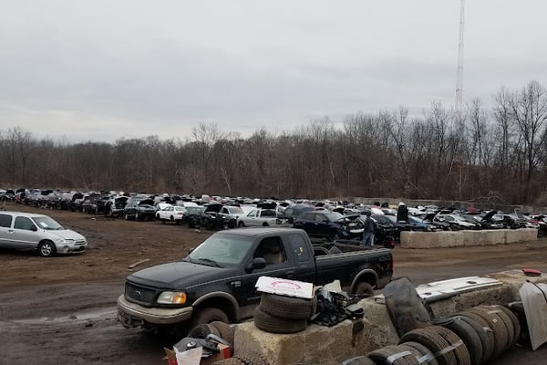 Chuck & Eddie's Used Auto Parts