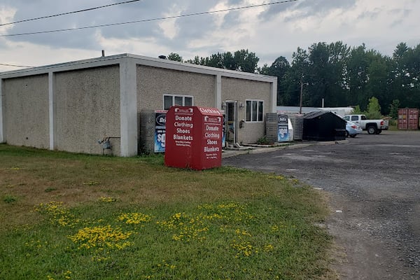 Hurdy’s redemption & beverage center