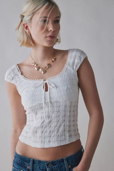 Juliette Keyhole Scoop Neck Crinkle Blouse