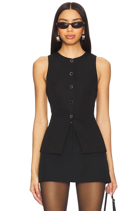 Liliana Vest