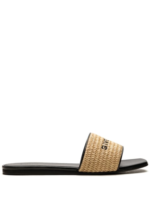 4G flat sandals