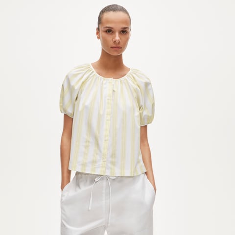 Puff-sleeve button-up top in cotton poplin