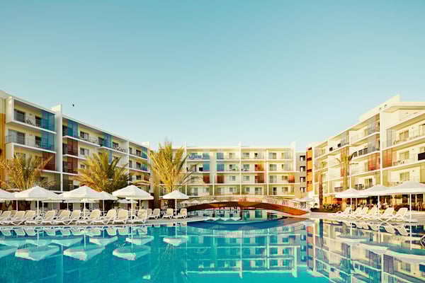 BARUT SUNWING SİDE BEACH