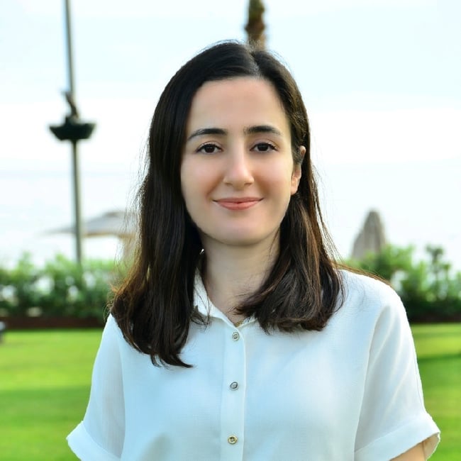 Ayşenur Doğmuş - Acanthus Cennet Barut Collection Kalite Müdürü