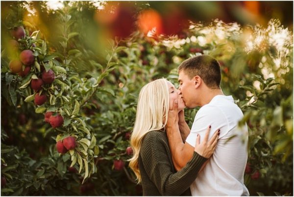 apple orchard engagement photo spokane washington seattle snohomish wedding photography