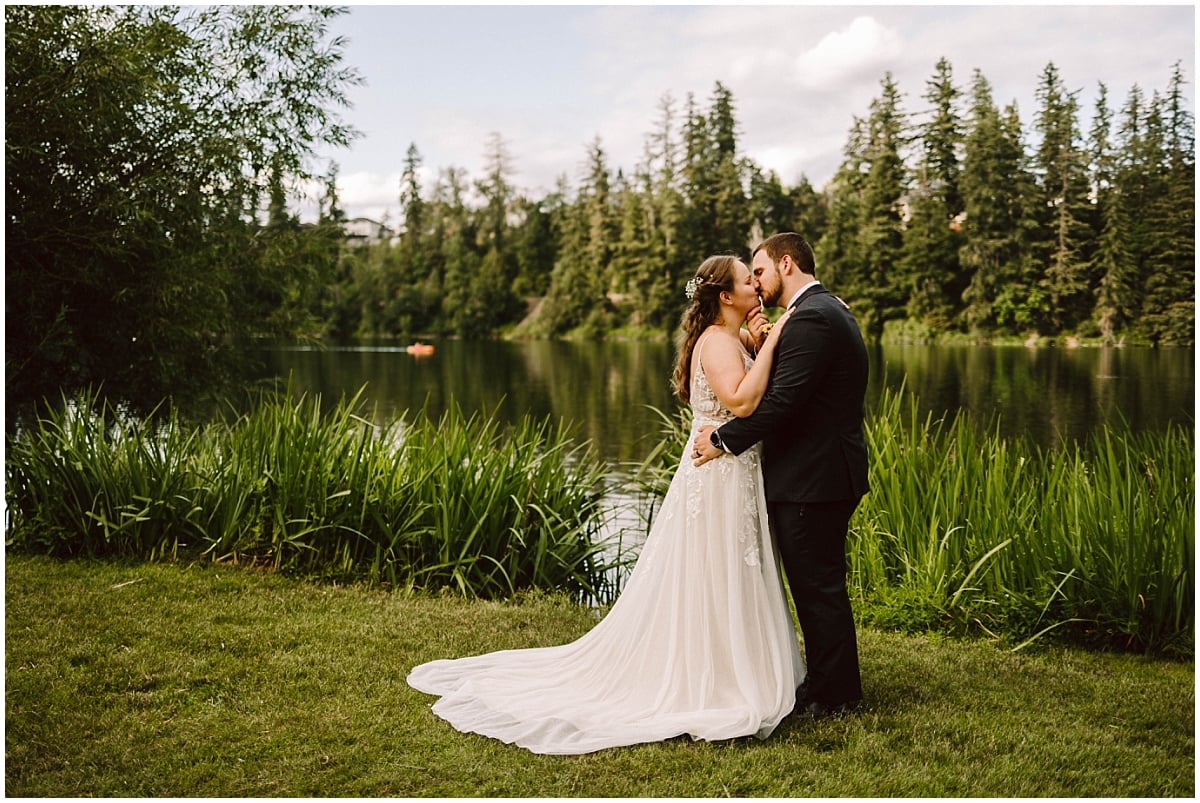 summer wedding at lake wilderness