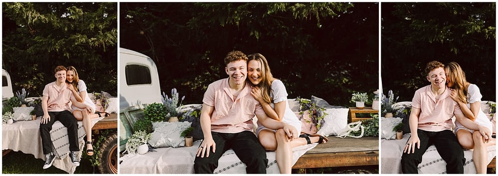 Snohomish couple on a flatbed