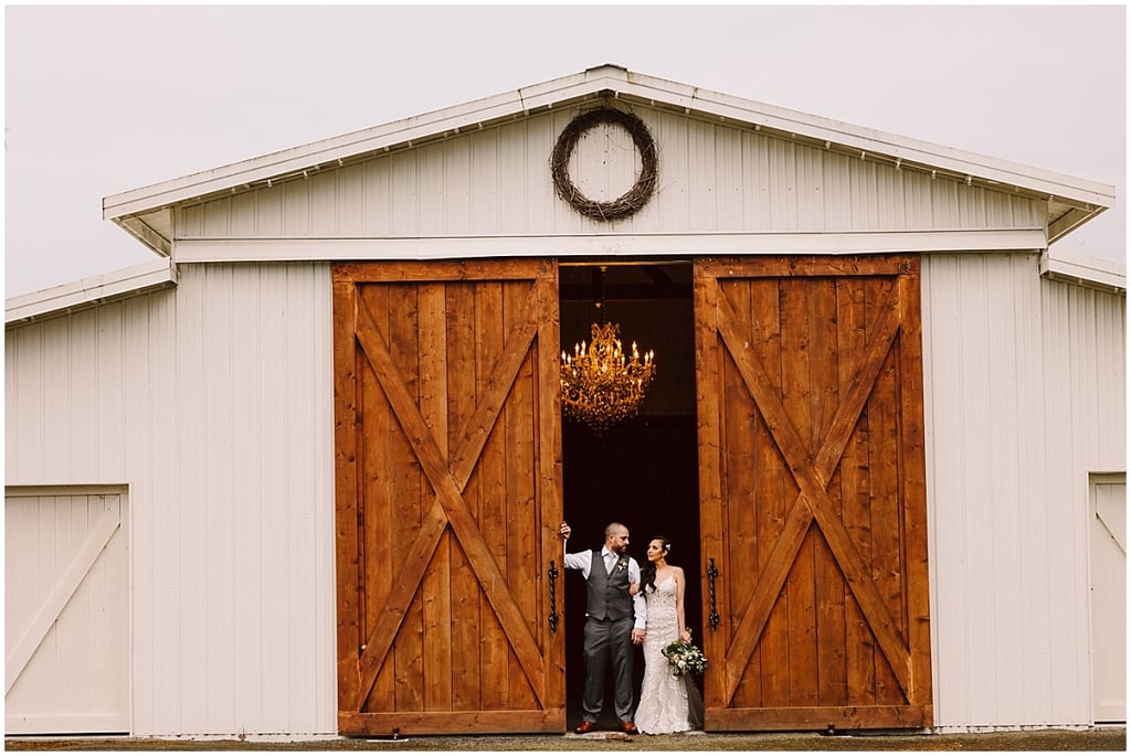 farmhouse rose snohomish wedding portraits
