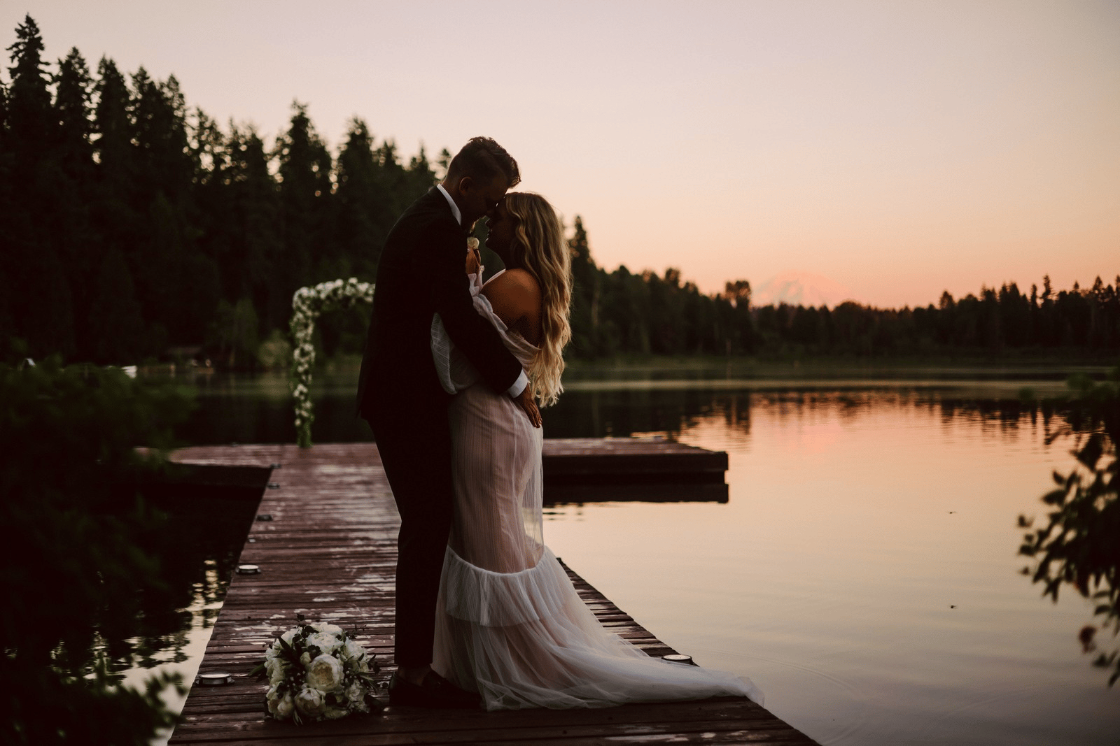 Renton_Wedding_Mt_Rainier