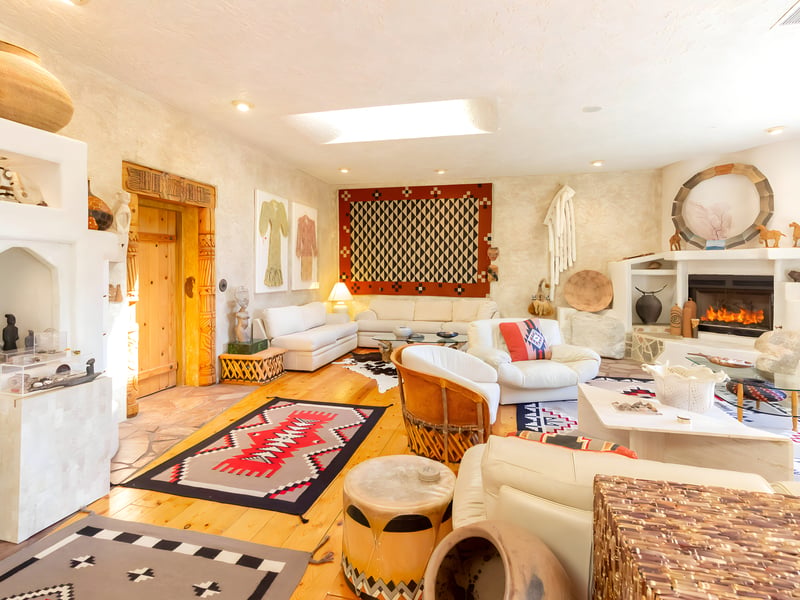 Corporate events, private parties, and group retreats in luxury settings