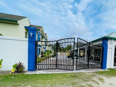 Long Beach Laamu photo 2