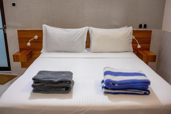Lux Inn Mathiveri