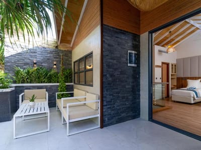 Aria Beach photo 2
