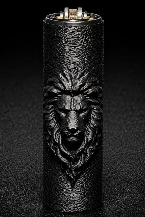 Aslan Figürlü Çakmak Kılıfı Clipper
