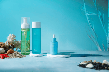 Aromer 3 Lü Özel Set Yenileyici Yüz Bakım Toniği - Temizleme Köpüğü - Bakım Serumu