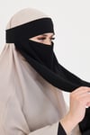 Hürrem Bone Siyah Tesettür Tek Katlı Peçe Medine İpeği Arkadan Bağlamalı 1026_01