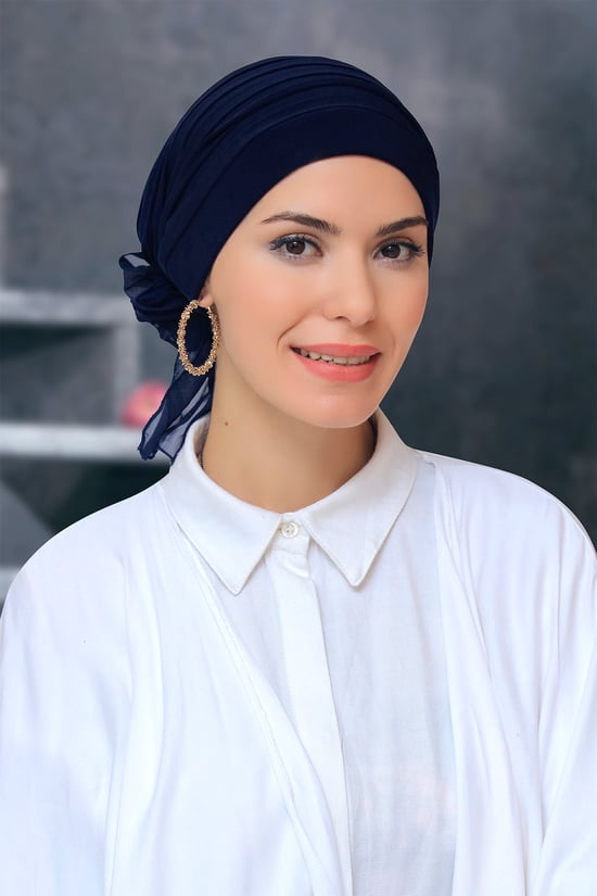 Hürrem Bone Lacivert Pratik Hazır Geçmeli Tesettür Bone Sandy Kumaş Pileli Nervürlü Güllü 1806_02