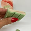 V-gift Matcha Çilek Kremalı Beyaz Çikolata