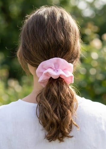 Muslin Scrunchie Toka Pembe