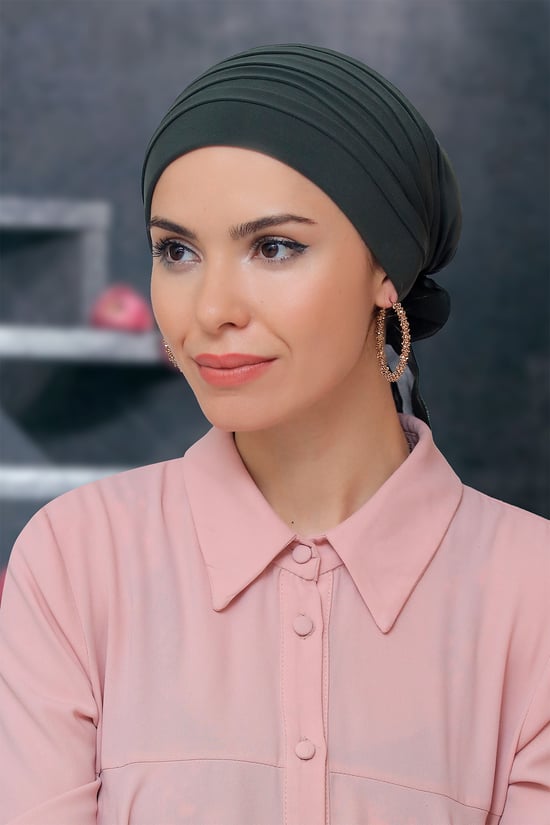 Hürrem Bone Haki Pratik Hazır Geçmeli Tesettür Bone Sandy Kumaş Pileli Nervürlü Güllü 1806_09