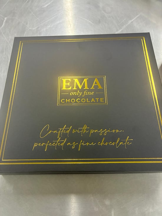 Madlen Çikolata Siyah Kutu 250 Gr
