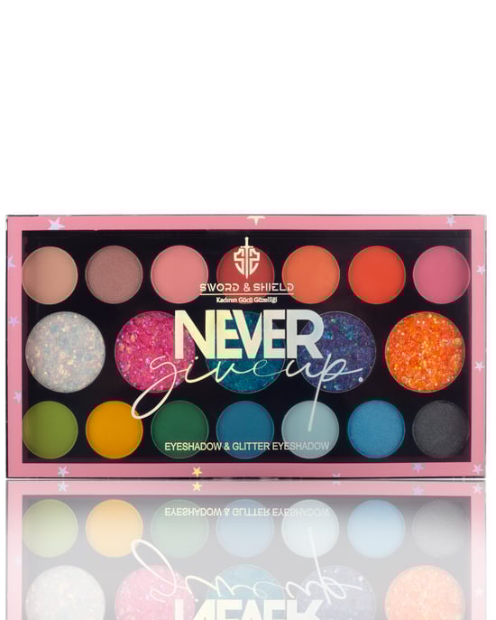 Sword & Shield Music Festival Göz Farı Glitterli 19'lu Makyaj Paleti
