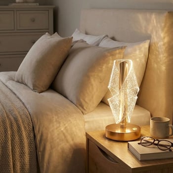 Buffer® Çapraz Kavisli Ters Kristal Simli Led Masa Lambası – Gold Gövdeli, Dokunmatik, 3 Kademe İşık