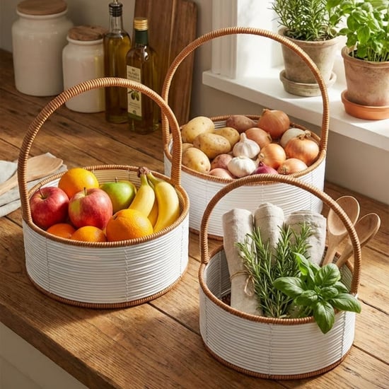 BUFFER® 3 Boy İç İçe Geçebilen Plastik Rattan Sepetler–Beyaz Renkli,Kahverengi Saplı, Çok Amaçlı Düz